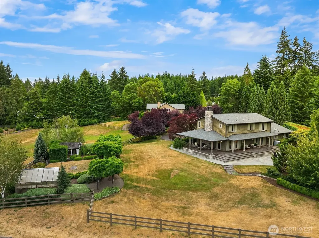 7195 NE High School Road Bainbridge Island WA 98110
