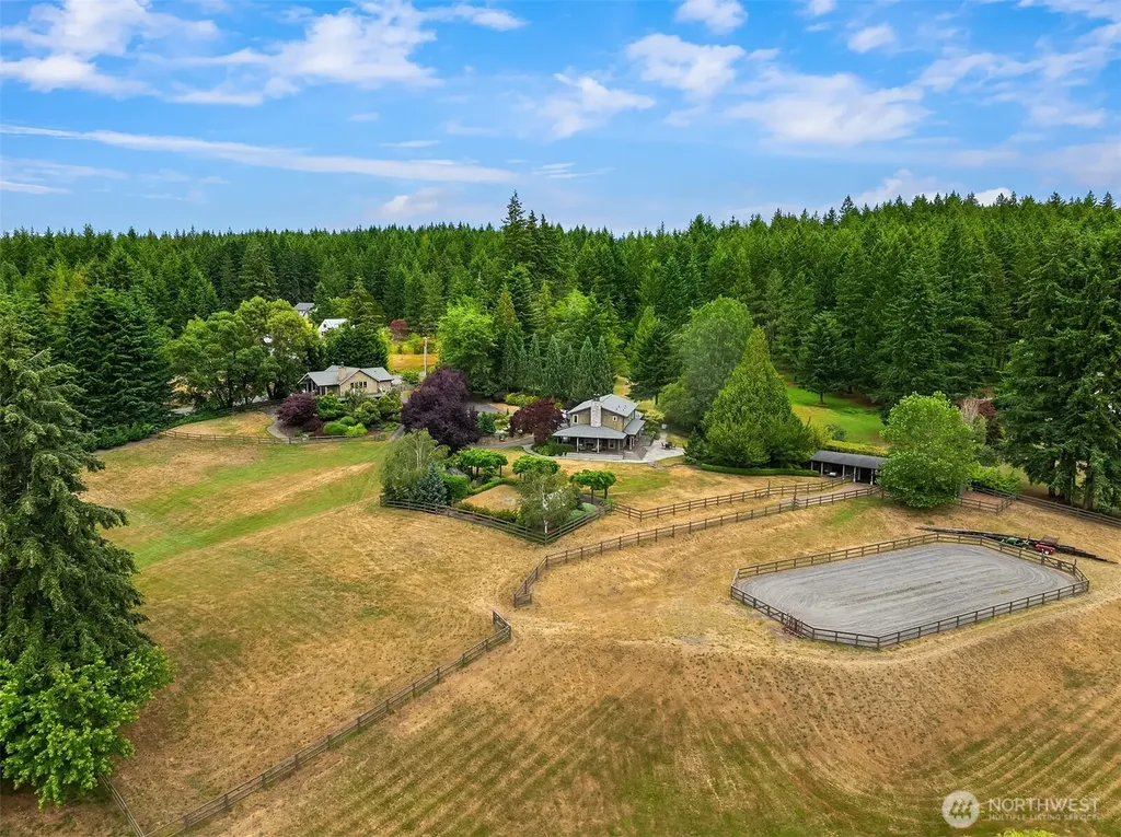7195 NE High School Road Bainbridge Island WA 98110