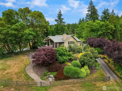 7195 NE High School Road Bainbridge Island WA 98110