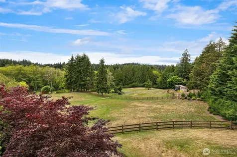 7195 NE High School Road Bainbridge Island WA 98110