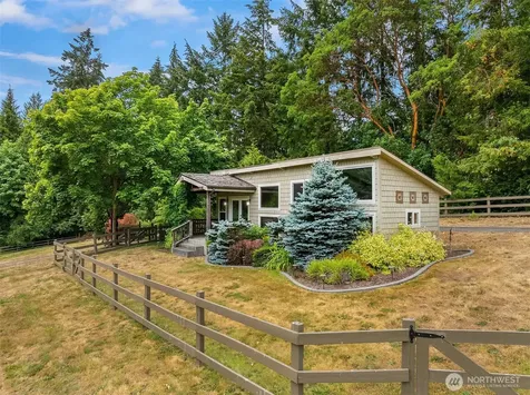 7195 NE High School Road Bainbridge Island WA 98110