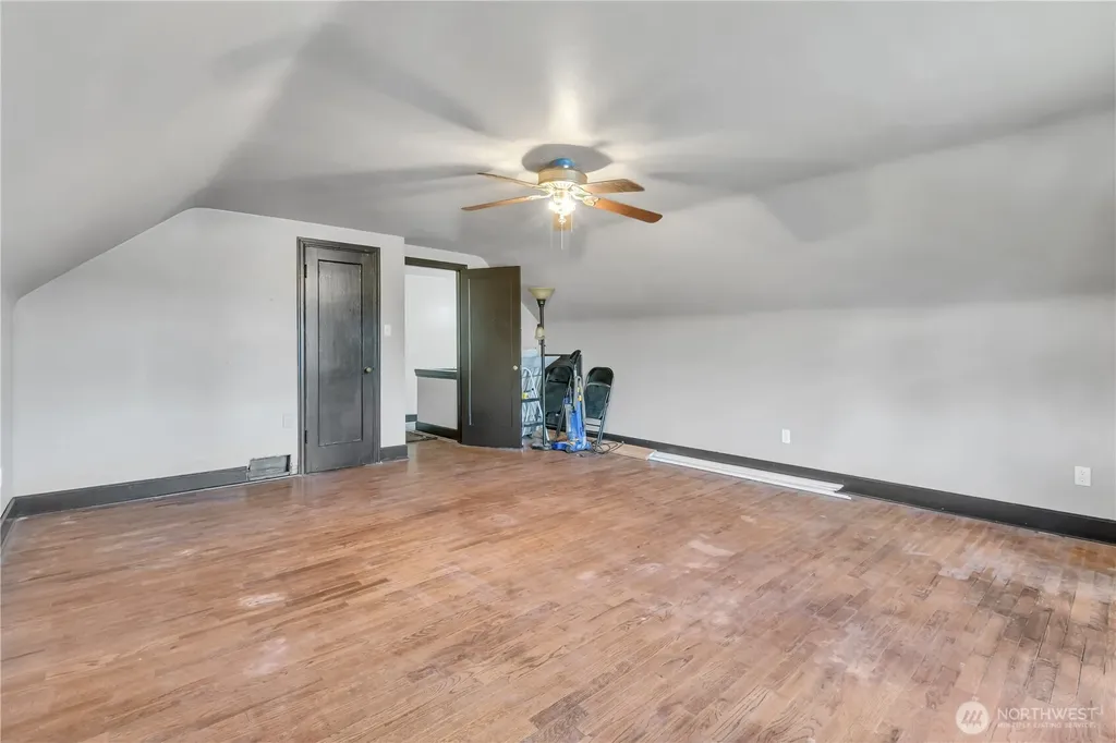 5620 Yakima Avenue Tacoma WA 98408