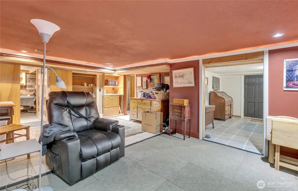 5620 Yakima Avenue Tacoma WA 98408