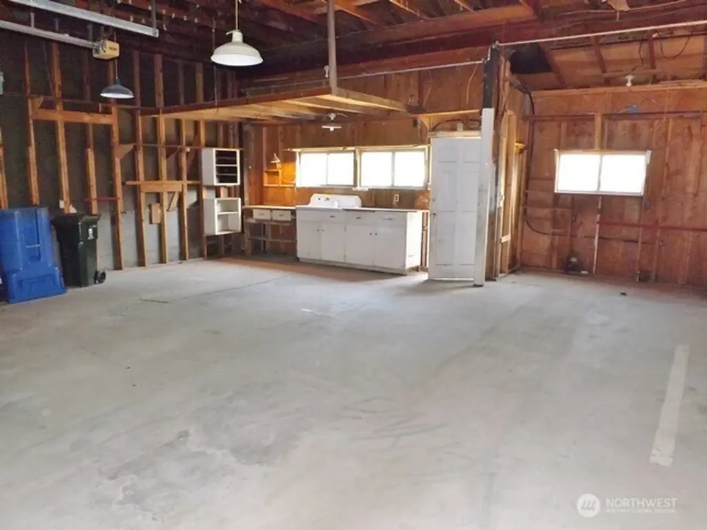 5620 Yakima Avenue Tacoma WA 98408