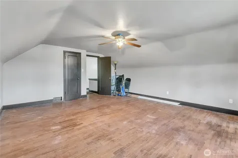 5620 Yakima Avenue Tacoma WA 98408
