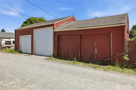 5620 Yakima Avenue Tacoma WA 98408