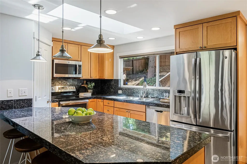 6525 154th Avenue NE Redmond WA 98052