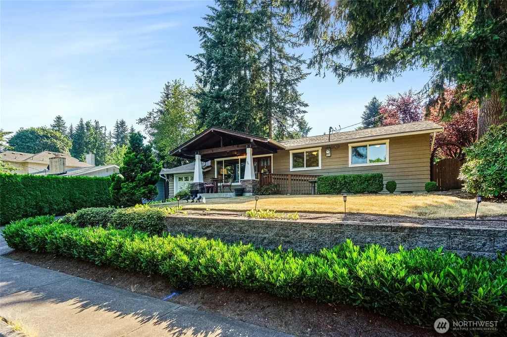 6525 154th Avenue NE Redmond WA 98052