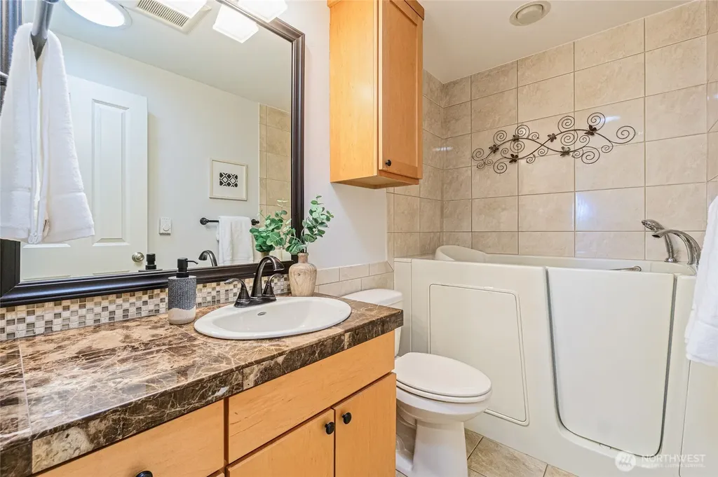 6525 154th Avenue NE Redmond WA 98052