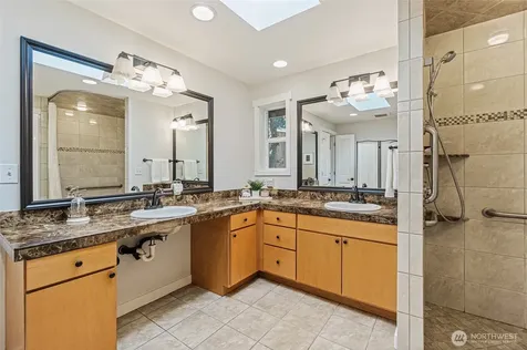 6525 154th Avenue NE Redmond WA 98052