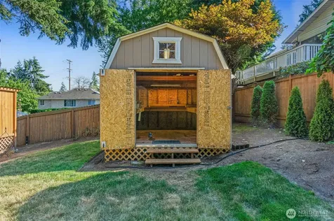 6525 154th Avenue NE Redmond WA 98052