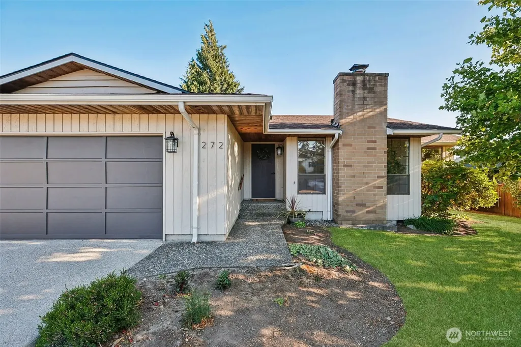 272 Prestwick Drive Camano Island WA 98282