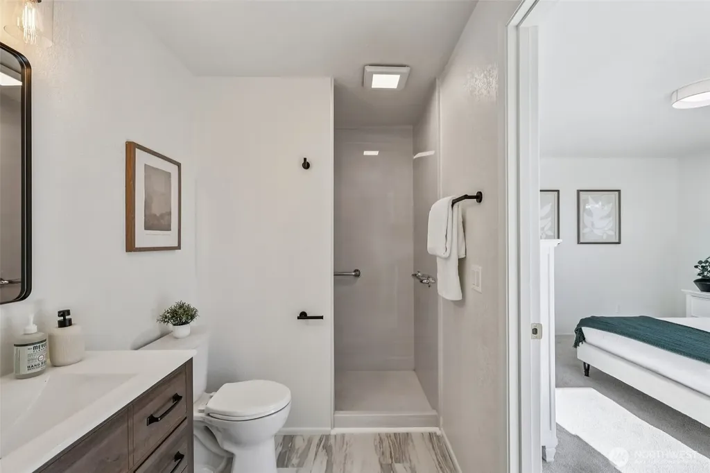 272 Prestwick Drive Camano Island WA 98282