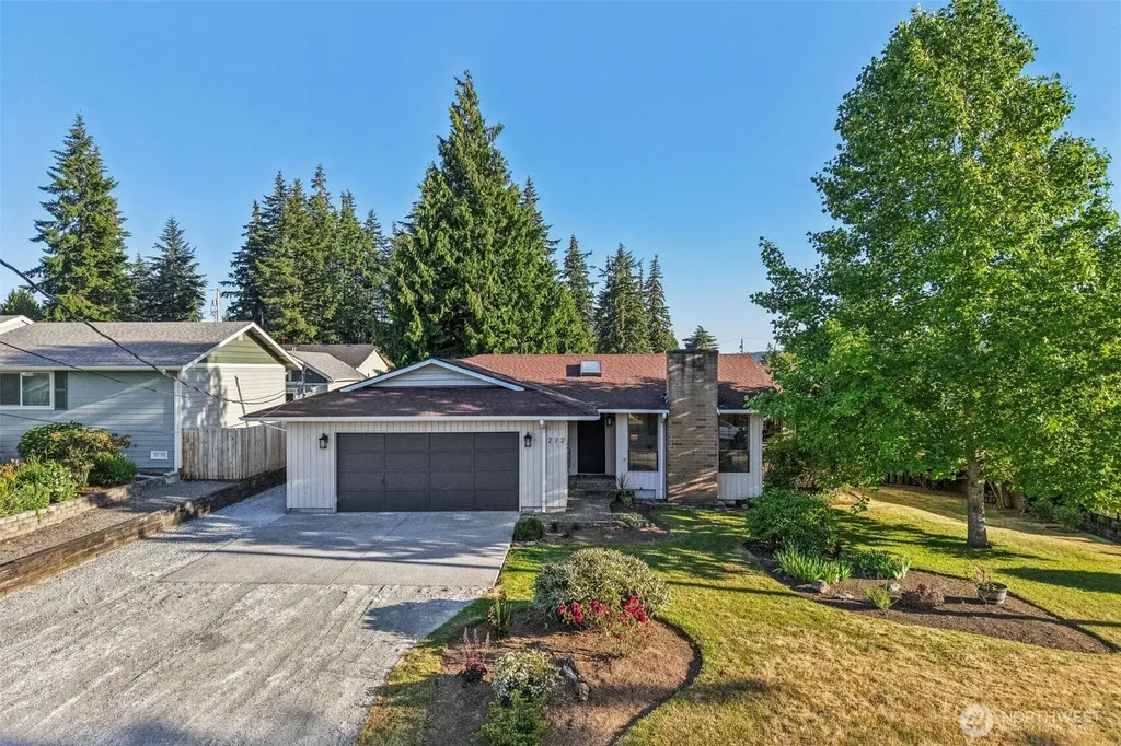 272 Prestwick Drive Camano Island WA 98282