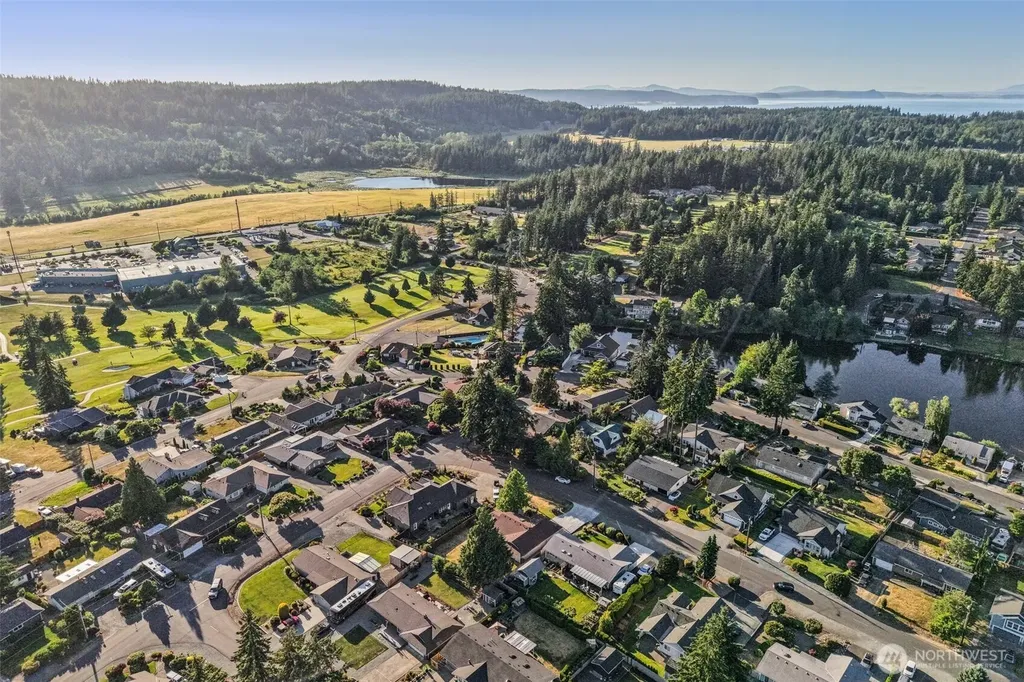 272 Prestwick Drive Camano Island WA 98282