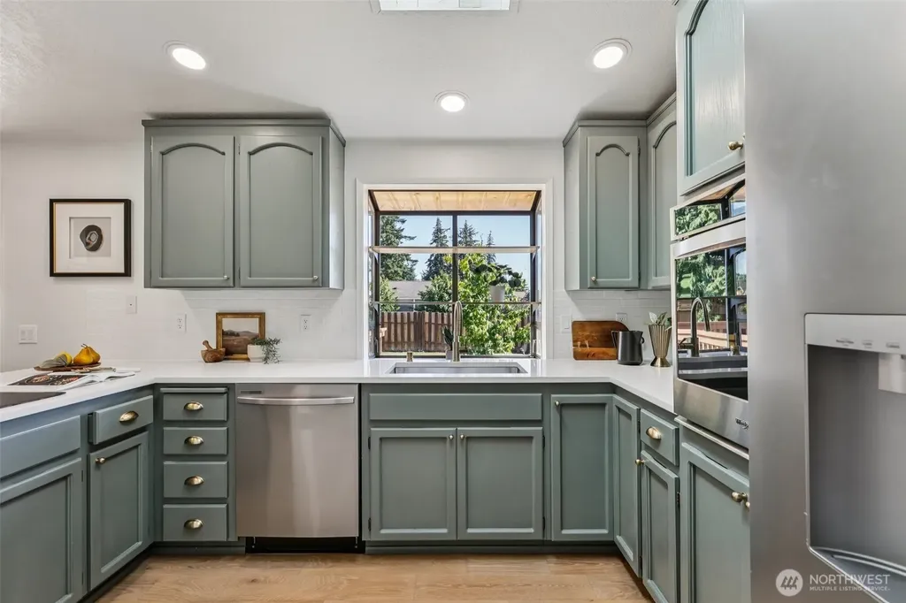 272 Prestwick Drive Camano Island WA 98282
