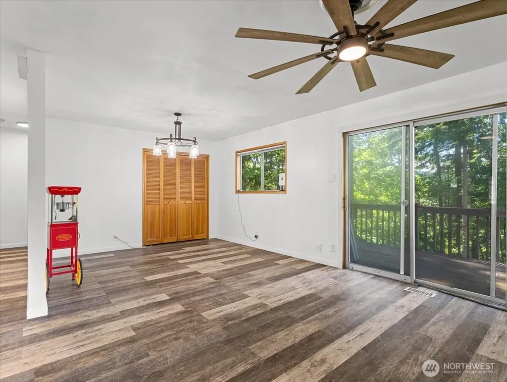 1125 Fish Pond Road Kelso WA 98626