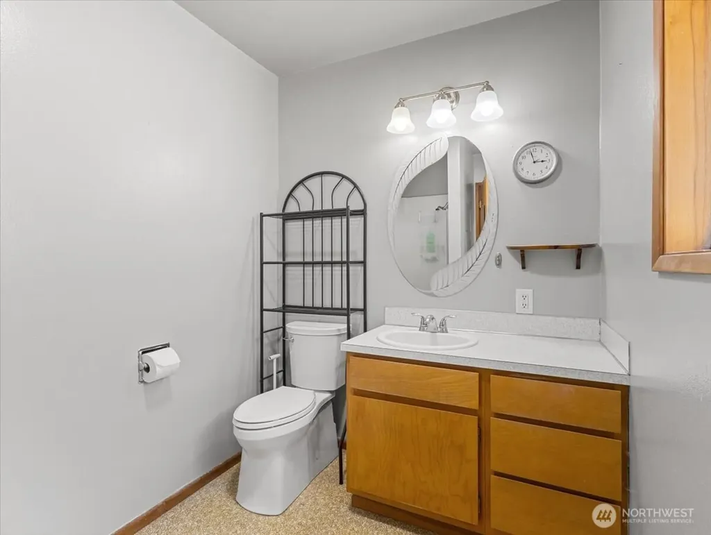1125 Fish Pond Road Kelso WA 98626
