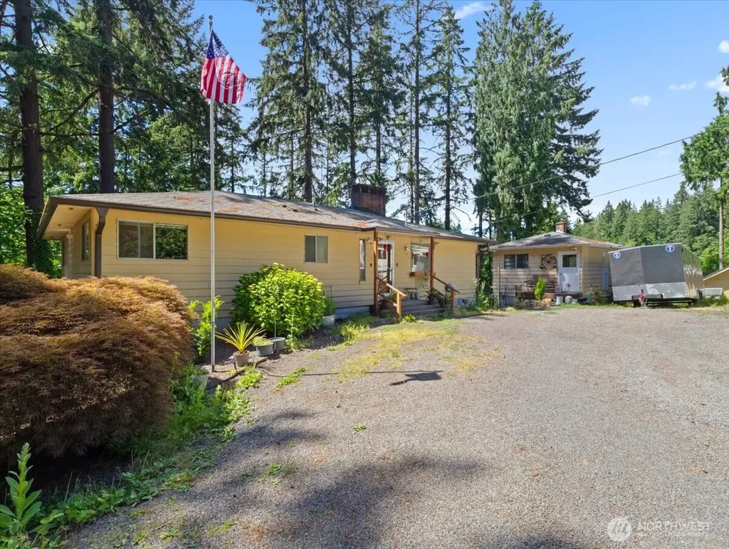 1125 Fish Pond Road Kelso WA 98626