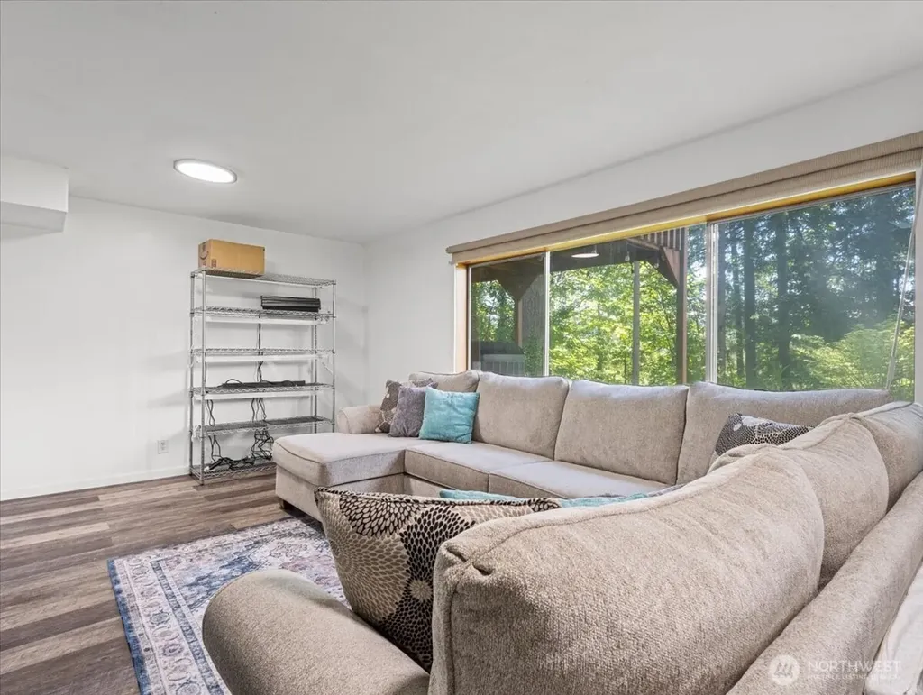 1125 Fish Pond Road Kelso WA 98626