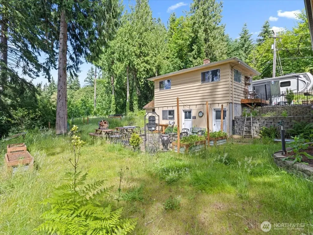 1125 Fish Pond Road Kelso WA 98626