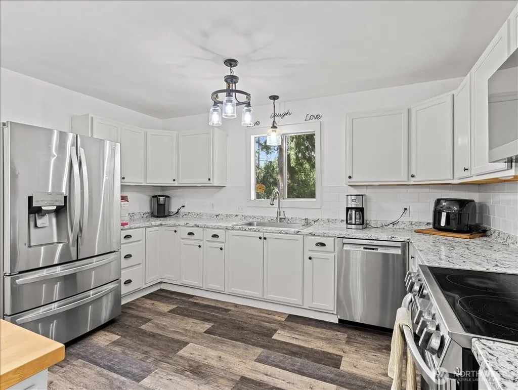 1125 Fish Pond Road Kelso WA 98626