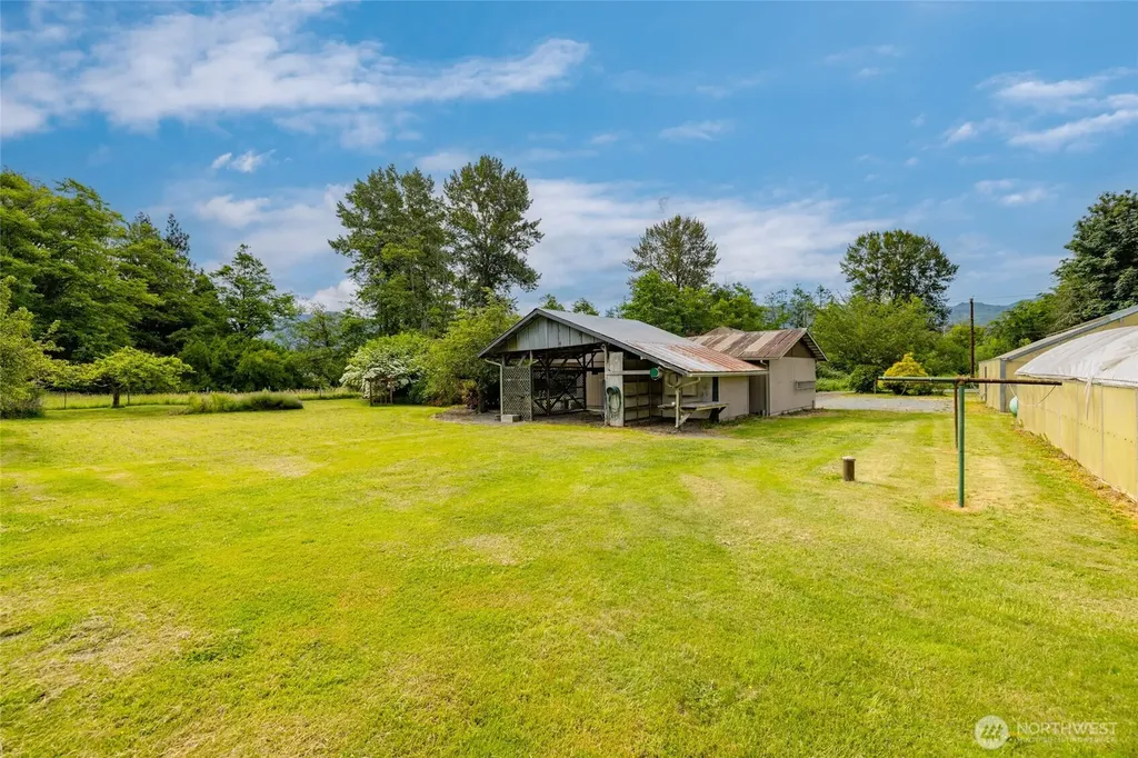 30135 Lyman Hamilton Highway Sedro Woolley WA 98284