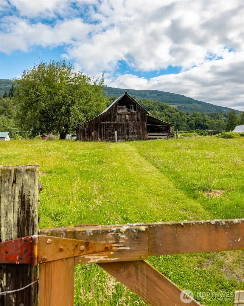 30135 Lyman Hamilton Highway Sedro Woolley WA 98284