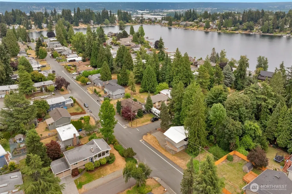 19122 34th Place S Seatac WA 98168