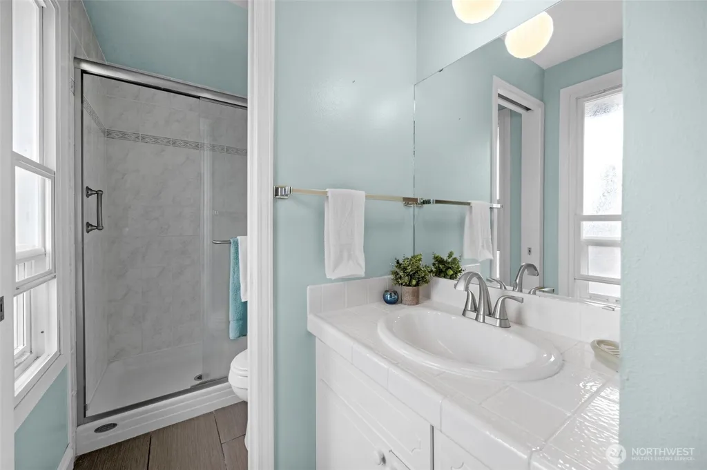 19122 34th Place S Seatac WA 98168