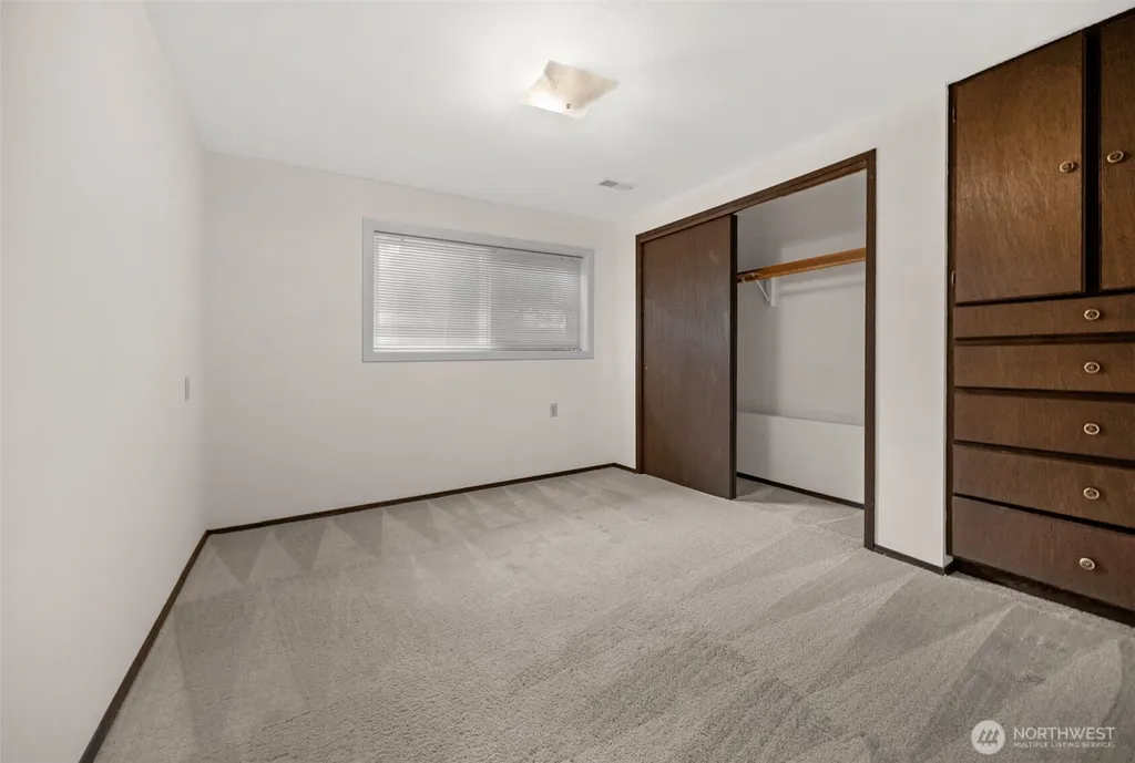 19122 34th Place S Seatac WA 98168