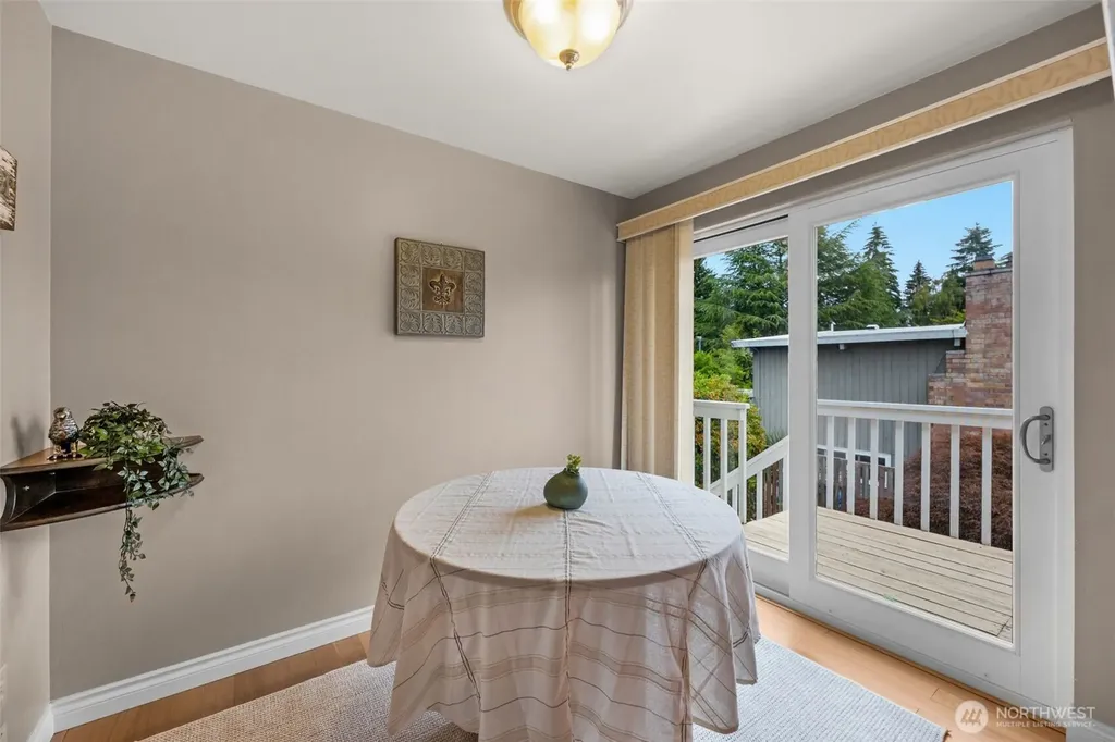 19122 34th Place S Seatac WA 98168