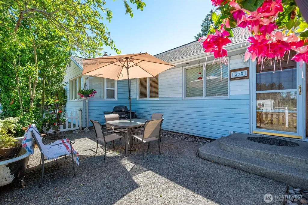 685 NE Regatta Street Oak Harbor WA 98277