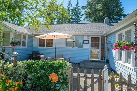 685 NE Regatta Street Oak Harbor WA 98277