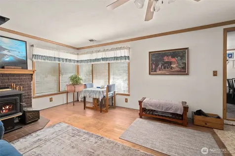 685 NE Regatta Street Oak Harbor WA 98277