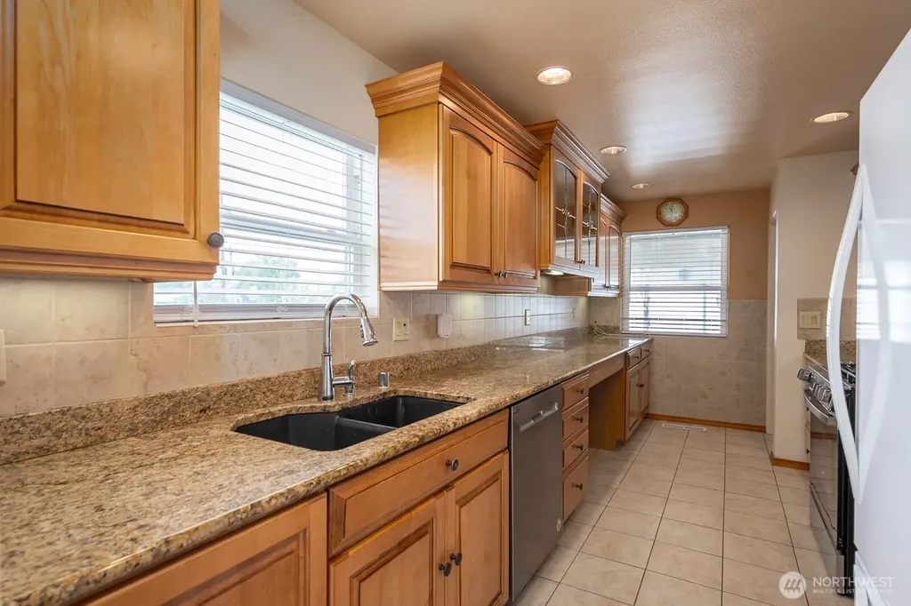 920 S Dahlia Drive Moses Lake WA 98837