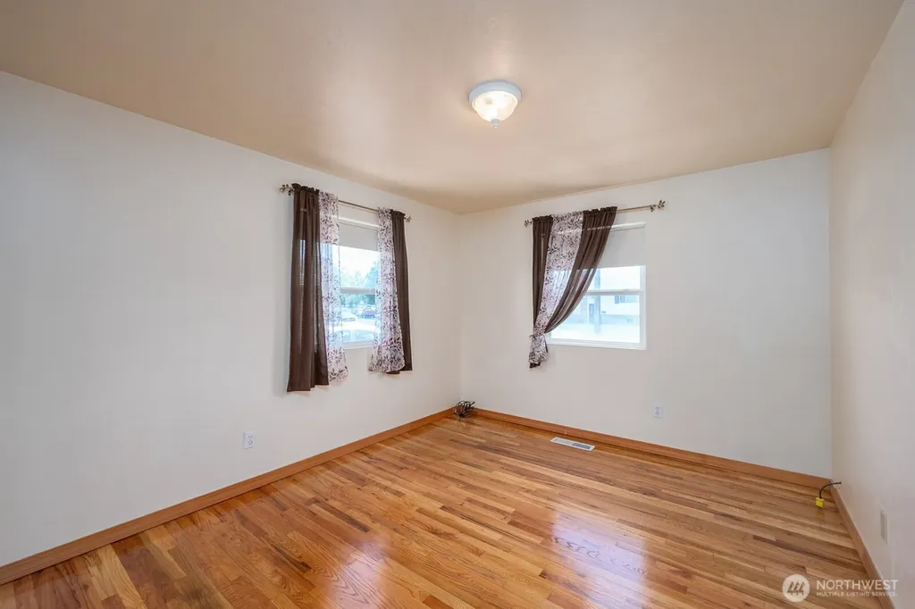 920 S Dahlia Drive Moses Lake WA 98837