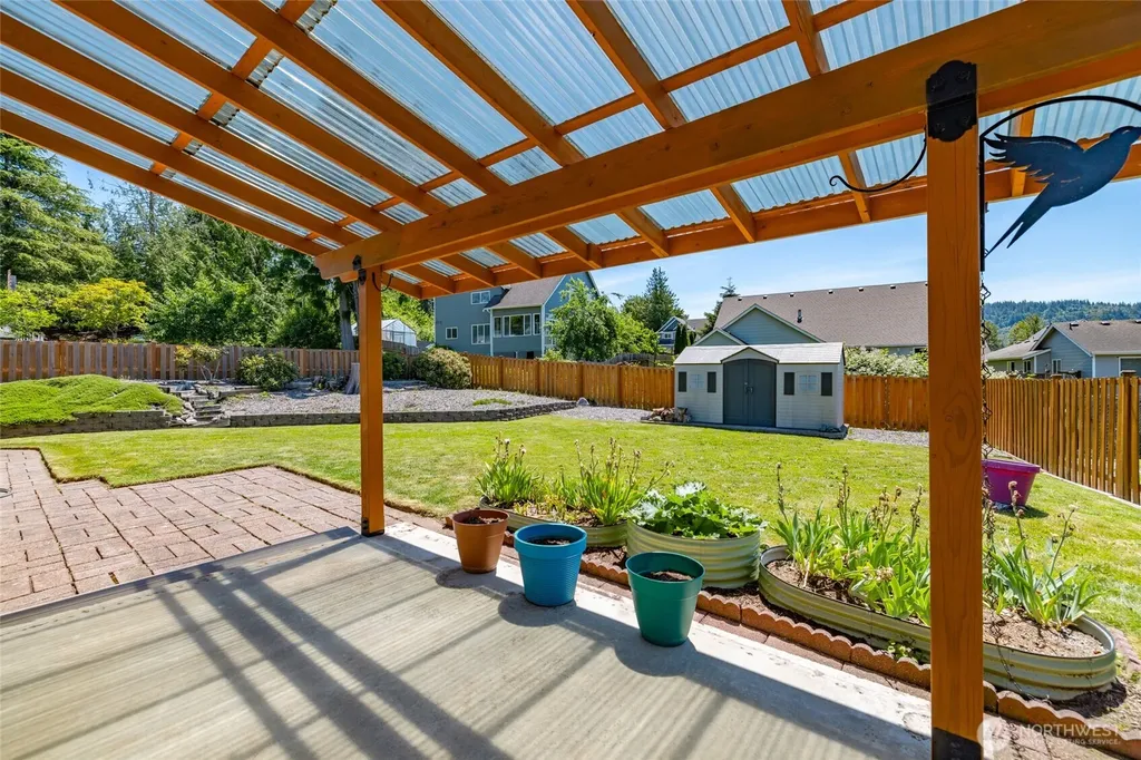 427 S 32nd Place Mount Vernon WA 98274