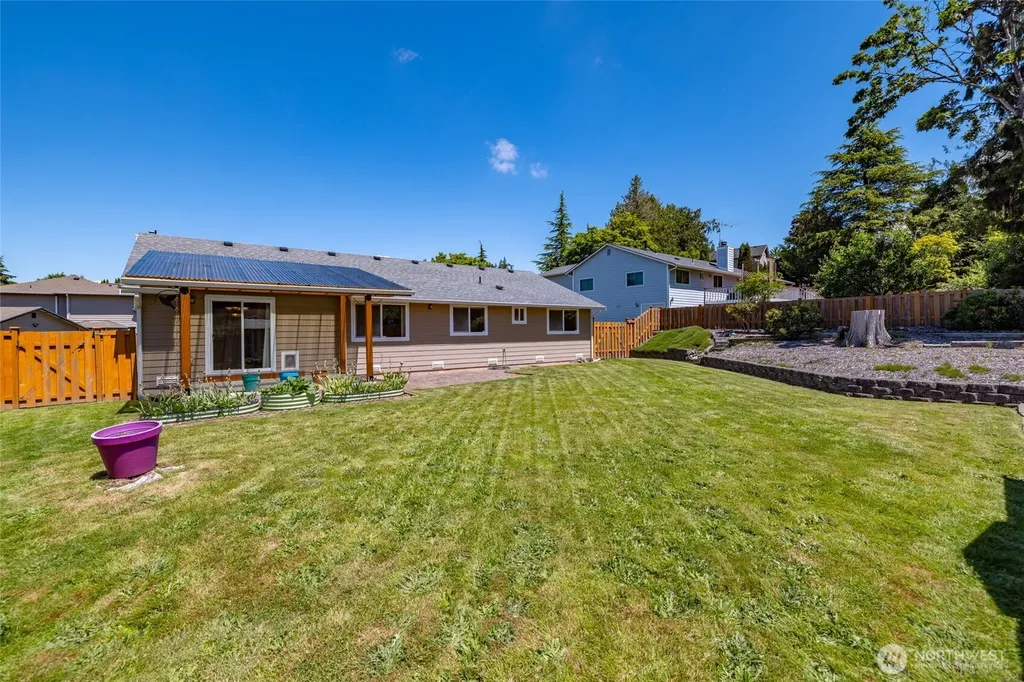 427 S 32nd Place Mount Vernon WA 98274