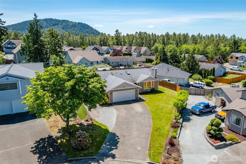427 S 32nd Place Mount Vernon WA 98274