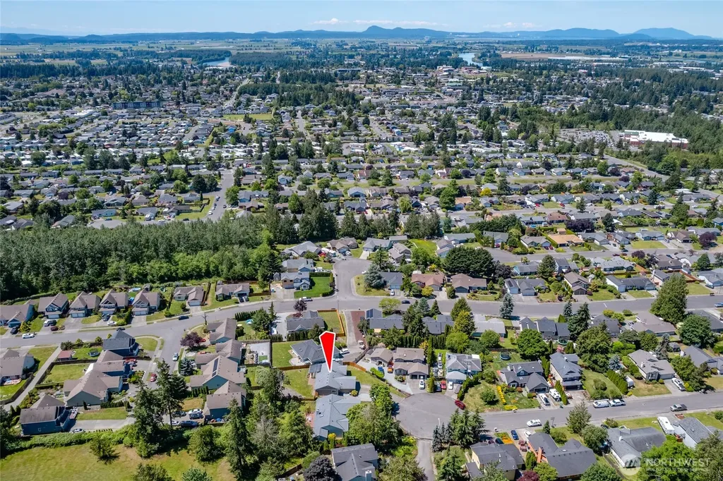 427 S 32nd Place Mount Vernon WA 98274