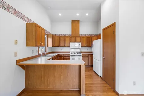 427 S 32nd Place Mount Vernon WA 98274