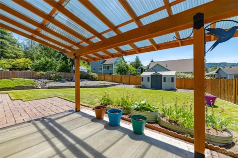 427 S 32nd Place Mount Vernon WA 98274