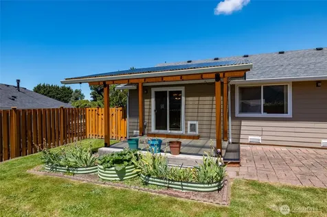 427 S 32nd Place Mount Vernon WA 98274