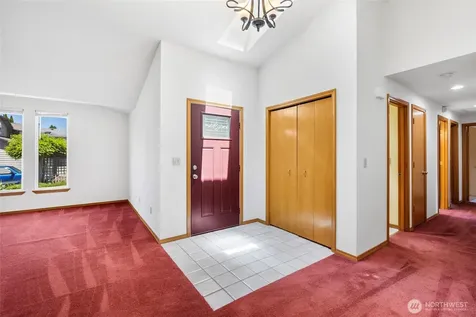 427 S 32nd Place Mount Vernon WA 98274