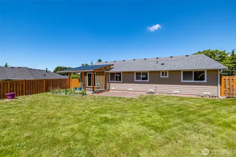 427 S 32nd Place Mount Vernon WA 98274
