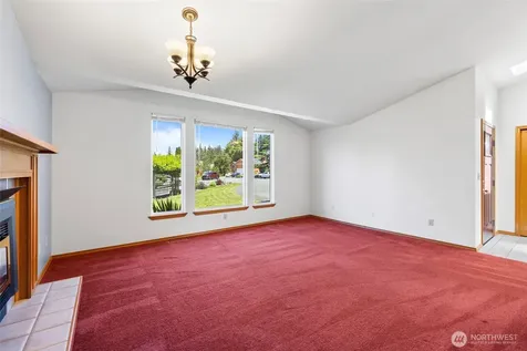 427 S 32nd Place Mount Vernon WA 98274