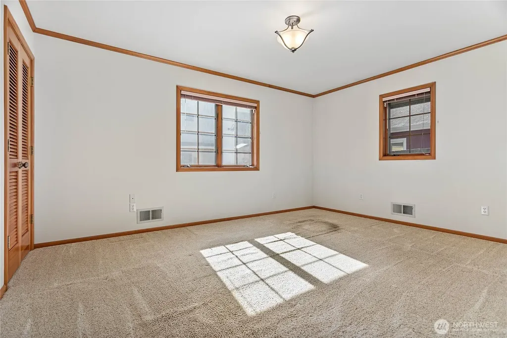 450 Wood Creek Drive Lynden WA 98264