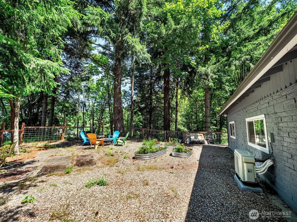 1302 SW Bay Street Port Orchard WA 98366