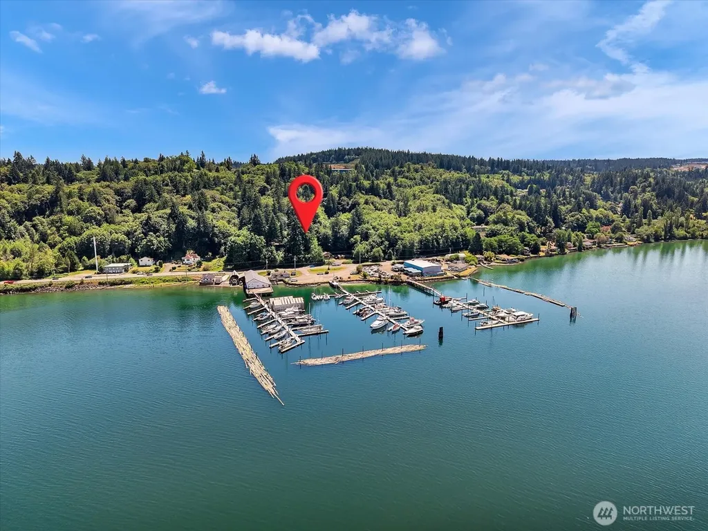 1302 SW Bay Street Port Orchard WA 98366